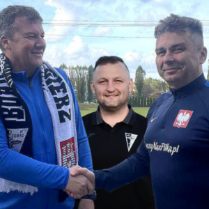 Niespodziewana zmiana na ławce trenerskiej Boruty Zgierz: Łukasz Wijata odchodzi, Tomasz Kmiecik faworytem na następcę Niespodziewana zmiana na ławce trenerskiej Boruty Zgierz: Łukasz Wijata odchodzi, Tomasz Kmiecik faworytem na następcę