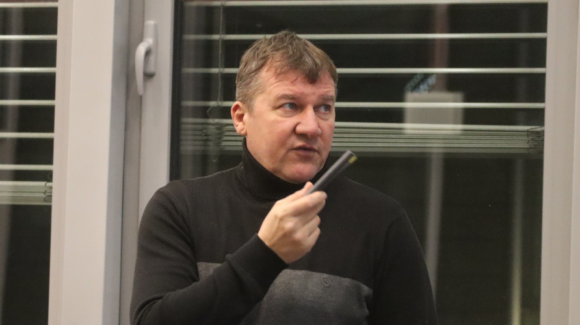 Tomasz Kmiecik powraca na ławkę trenerską Boruty Zgierz